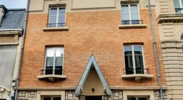 Appartement Premium dans une belle demeure - Hyper centre-ville de Reims, Забронировать Апартаменты/квартира Реймс Шампань, рядом с Chapelle Foujita