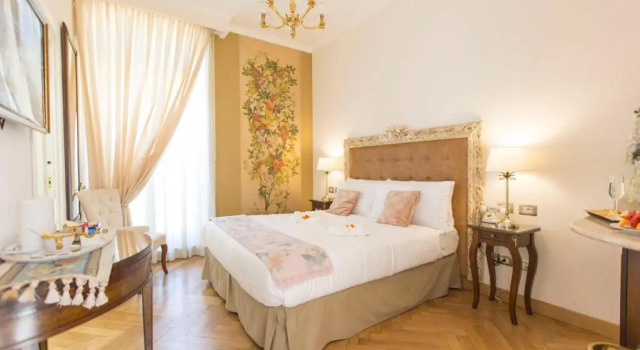 Двухместный номер Deluxe с балконом Royal Suite Trinità Dei Monti
