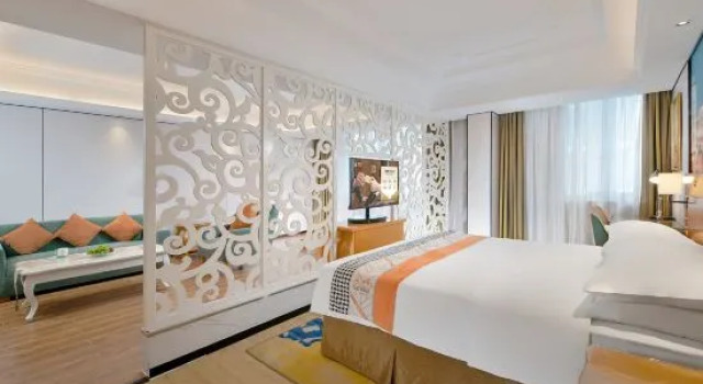 Люкс Comfort Vienna International Hotel