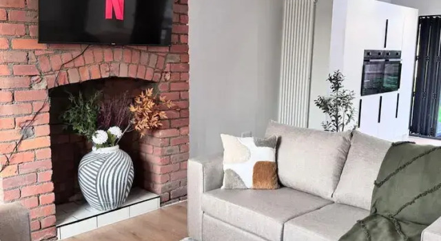 Коттедж Stylish Modern Home Near Mcr Centre Co-op Etihad