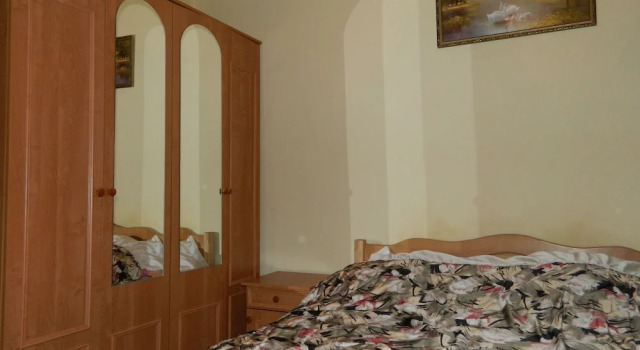Barvy Skeli, Prenota Casa vacanze Hotel a Ivano-Frankovsk con parcheggio, Parcheggio
