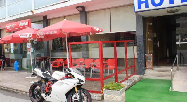 Hotel Mar Azul, Book Hotel Espinho 