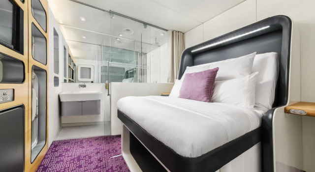 YOTELAIR Amsterdam Schiphol - Transit Hotel