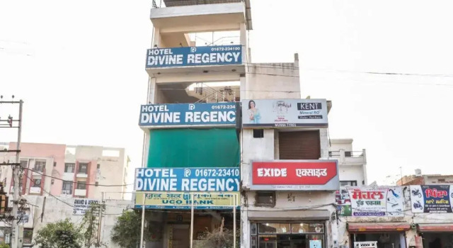 Hotel Divine Regency, Buchen Sie Hotel Sangrur 