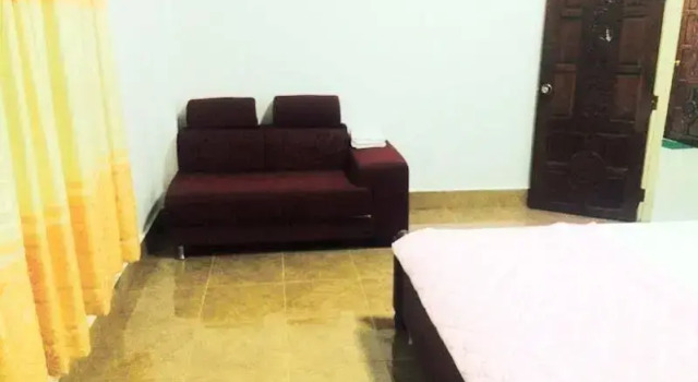 Khamphouphet Hotel, Prenota Hotel Ban Non 