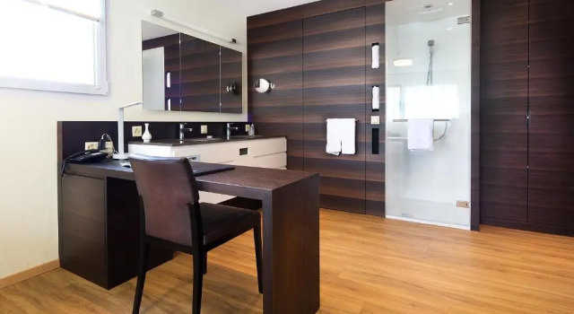 Двухместный номер Standard с балконом Hôtel Glanis