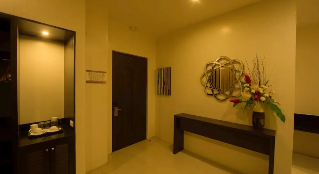 Одноместный полулюкс Infinity Suites