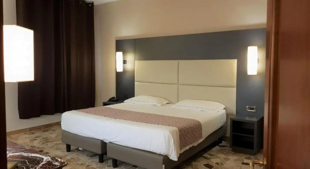 Люкс Astra Hotel