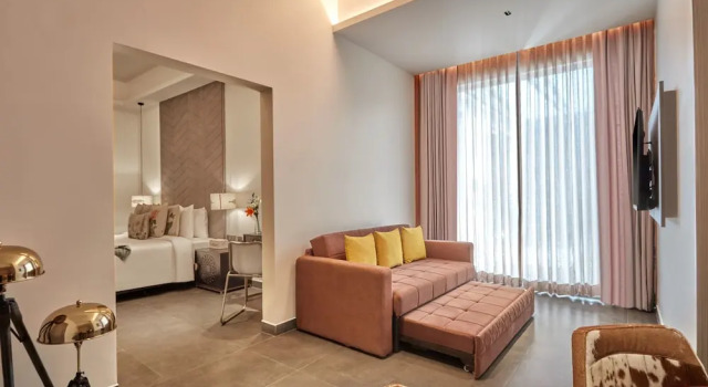 Люкс Superior с видом на бассейн Fortune Park Palampur - Member ITC Hotels Group
