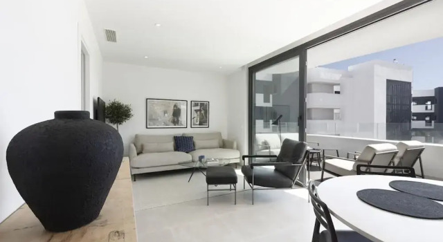 Luxury Apartment With Terrace in Higueron