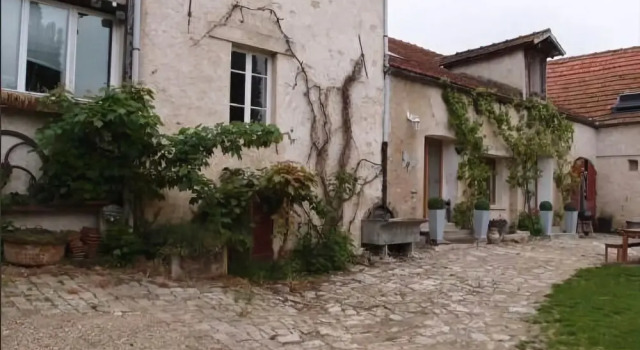 La Ferme des Moulineaux, Book Hotel  
