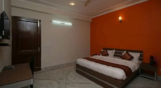 Номер Deluxe Hotel Petals Elite 2