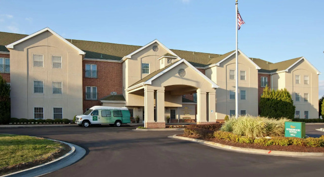 Номер Standard Homewood Suites by Hilton Kansas City Airport