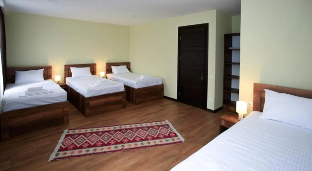 Bucha`s Guest House & Wine Cellar