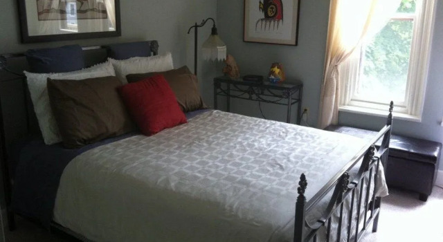 Turtle Island Bed and Breakfast, Varaa Hotelli Gananoque 