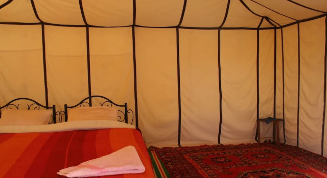 Zagora Desert Camp, Buchen Sie Campingplatz Bou Khellal Zagora