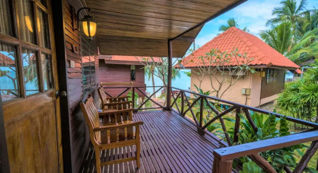 Бунгало с видом на сад Bangrak Pier Bungalow