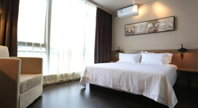 Номер Business Jinjiang Inn Select Wuhan International Expo Center Maying Road Metro Station