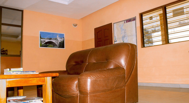Hotel Braas, Book Hotel Baguida 