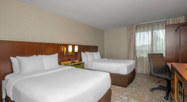 Четырёхместный номер Standard Comfort Inn Kenora