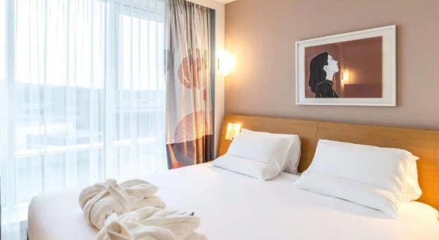 Двухместный номер Executive с балконом Novotel Edinburgh Park