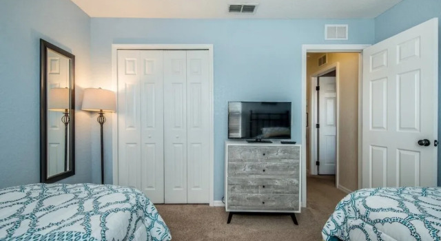 4-Bedroom Villa in Davenport 1104CAL