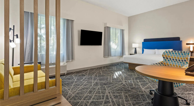 Шестиместный люкс Hampton Inn & Suites Port Richey