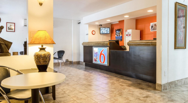 Motel 6 Glendale, AZ