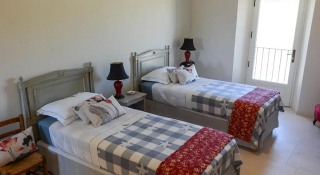 Номер Standard La Bastide Neuve
