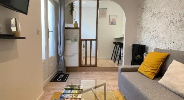 Magnifique Studio Cosy avec Terrasse en Centre-Ville