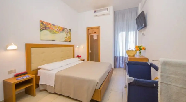 Двухместный номер Comfort с балконом и с видом на море Mediterraneo Hotel & Suites
