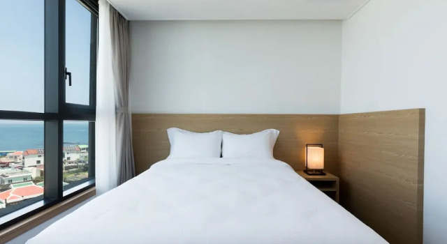 Четырёхместный номер Standard с балконом Lemain Hotel