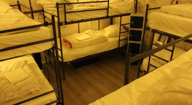 Кровать в общем номере (женский номер) Hostel The Golden Stork