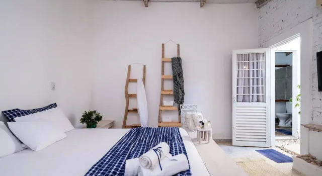 Cozy Lakefront Suites RGB, Забронировать Гостевой дом Апаресида-ди-Гояния Гояс