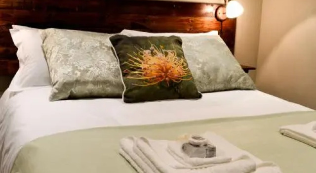 Lilybet Self Catering, Book Hotel Clanwilliam Western Cape