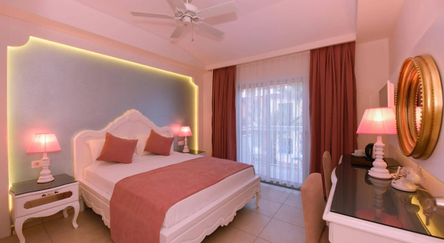 Montebello Deluxe