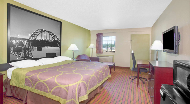 Super 8 by Wyndham Monticello AR, Boek Hotel Hotels in Missouri met zwembad, Zwembad
