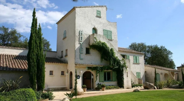 Domaine de Caranella, Rezervasyon Otel Lecci Korsika
