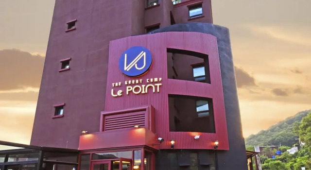 Le Point
