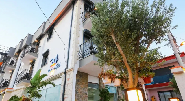Dali Boutique Hotel