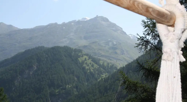Шале Chalet Hinter dem Rot Stei, private wellness, in ski and hiking area of Zermatt