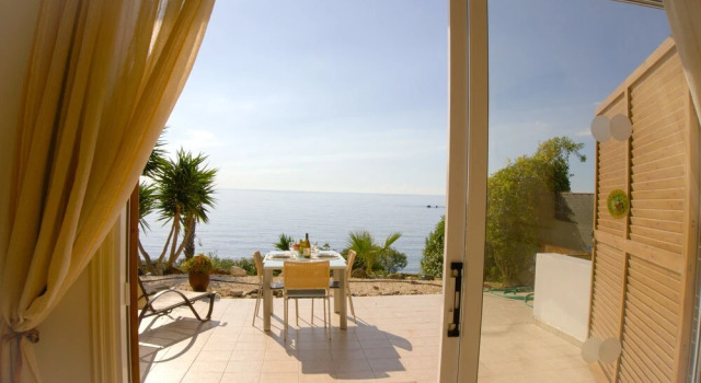 Вилла Villa Azura Sunrise by Ezoria Villas