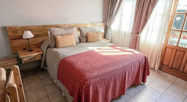 Двухместный номер Standard с балконом и с видом на залив Lagos del Sur