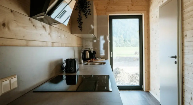 Beautiful Wooden Chalet in Rattendorf With Garden, Забронировать Шале Отели Хермагор-Прессеггер-Зее 4 звезды, 4*