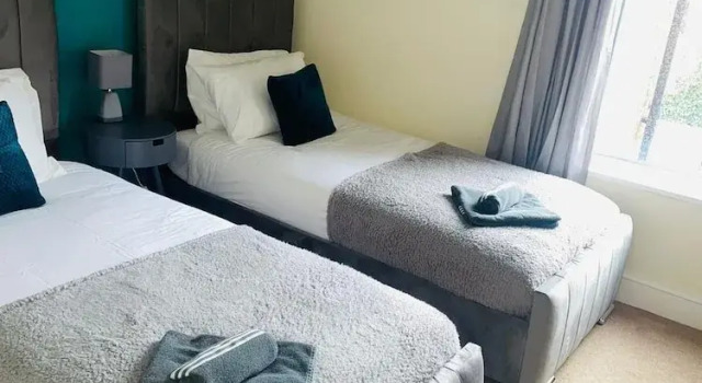 Selston House, Beautiful Cottage Home for 5 Guests, Cul-de-sac on Private Road, Boek Vakantiehuis Vakantiehuizen in Nottingham, Cottage