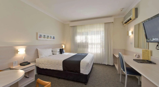 Номер Standard Comfort Inn All Seasons