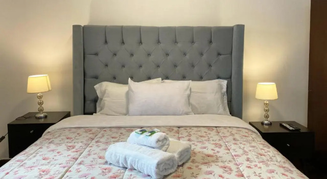 Люкс Deluxe Lion Backpackers