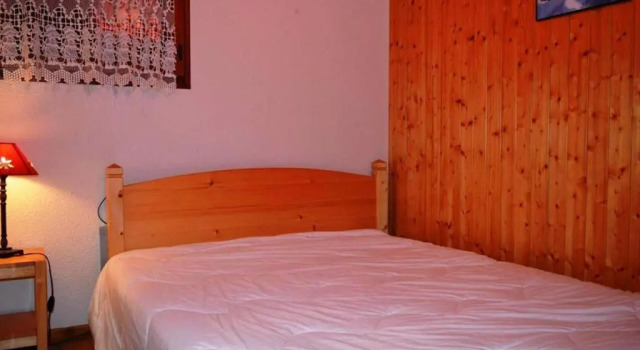 Appartement Le Grand-Bornand, 1 pièce, 4 personnes - FR-1-241-109, Prenota Appartamento Hotel a Alvernia con parcheggio, Parcheggio