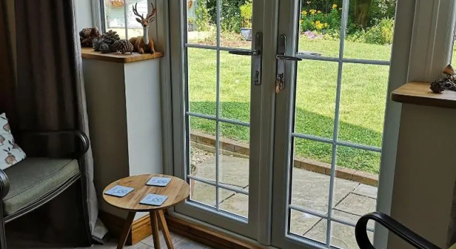 White Cottage B and B, Забронировать Отель «постель и завтрак» Бизнес-отели Англии, 4* 5*