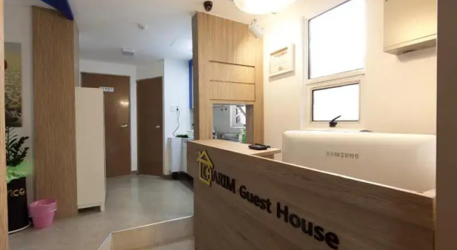 Кровать в общем номере (женский номер) Charim Guesthouse
